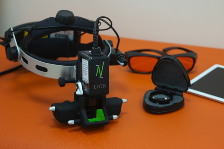 Städt. KKH Mykolaiv Indirektes Laser-Ophthalmoskop