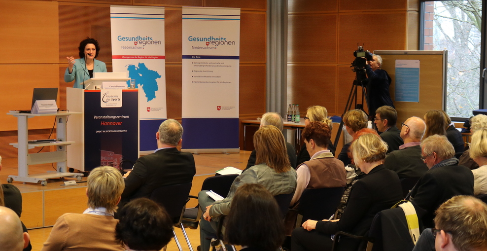 Ministerin Reimann, Gesundheitsregionen