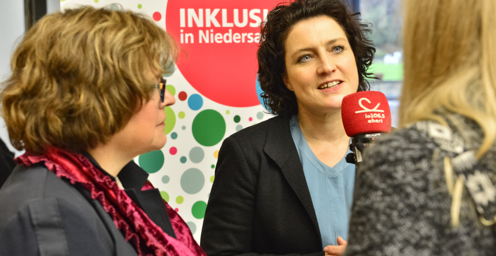 Ministerin zieht positive Zwischenbilanz bei der Inklusionskonferenz